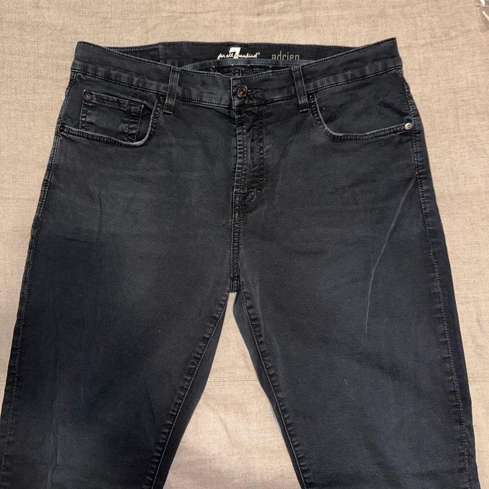 Men’s Seven for all mankind brand 5 pocket pants. Black. 34” waist x 32” length.